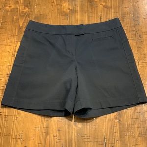 ANN TAYLOR LOFT BLACK 7” COTTON SHORTS